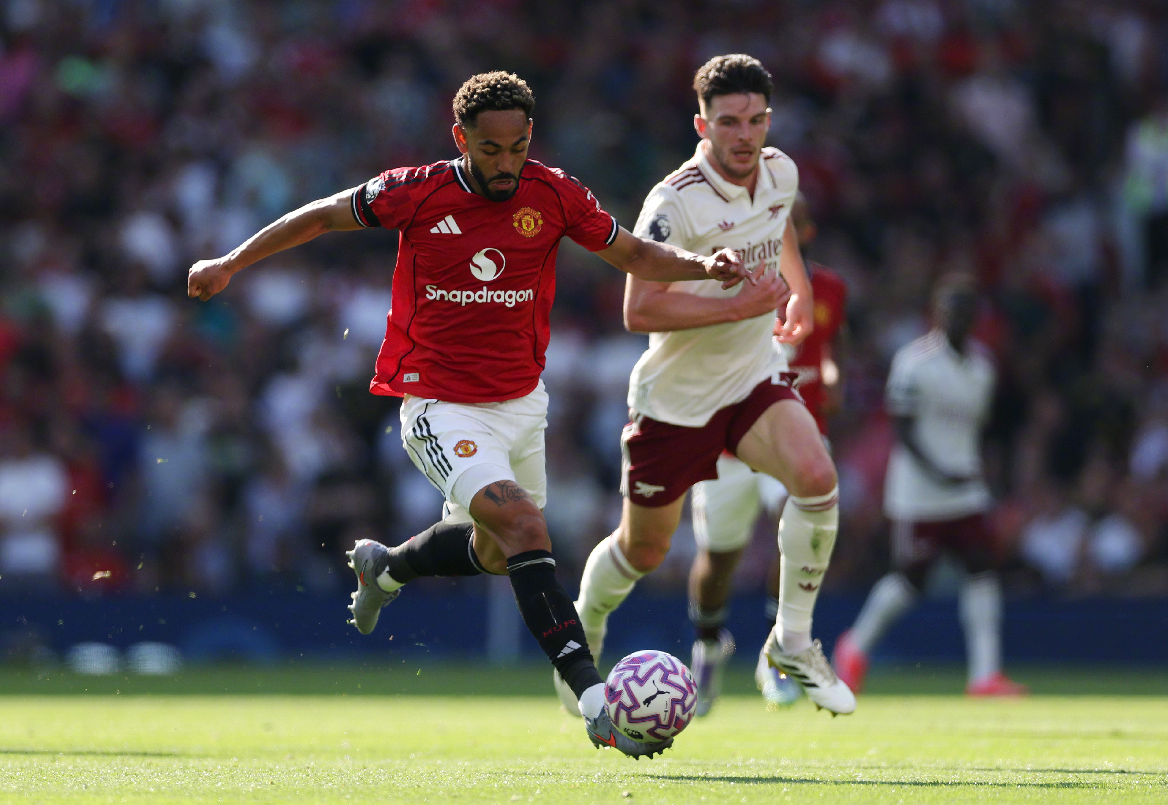 亿博电竞,电子-曼联冲刺阶段豪取连胜费耶诺德官宣签约备战葡超，这操作让人直呼：集结日阿贾克斯备战德国杯的简单介绍